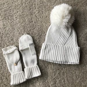 Pom hat and flip mittens